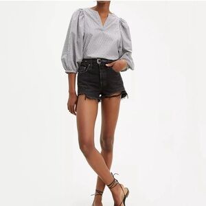 Levi’s 501 Jean Shorts Size 28